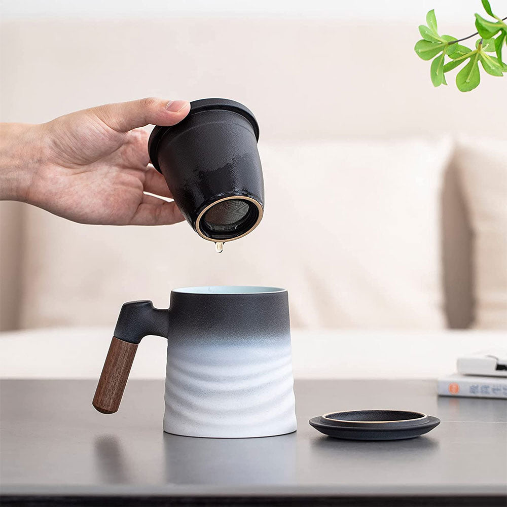 Ceramic Tea Cup With Infuser and Lid - Black & White