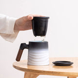 Ceramic Tea Cup With Infuser and Lid - Black & White