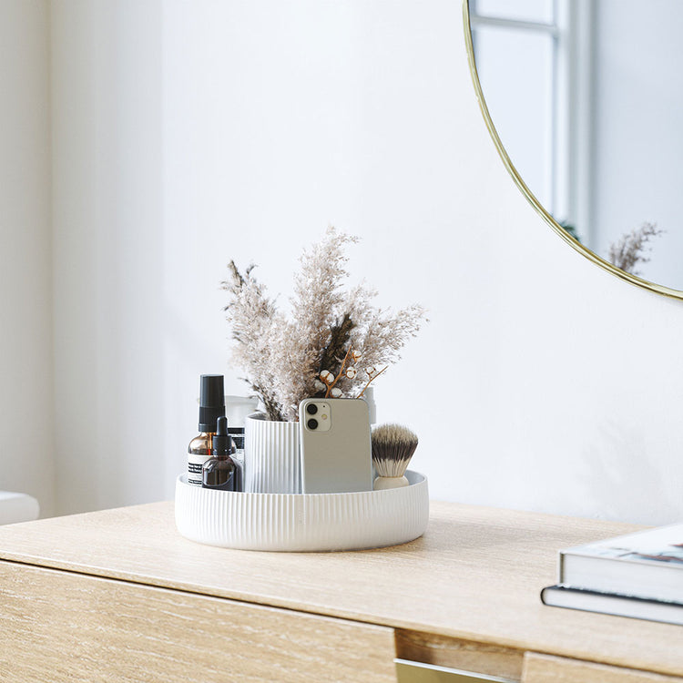 Fountain Planter & Organizer