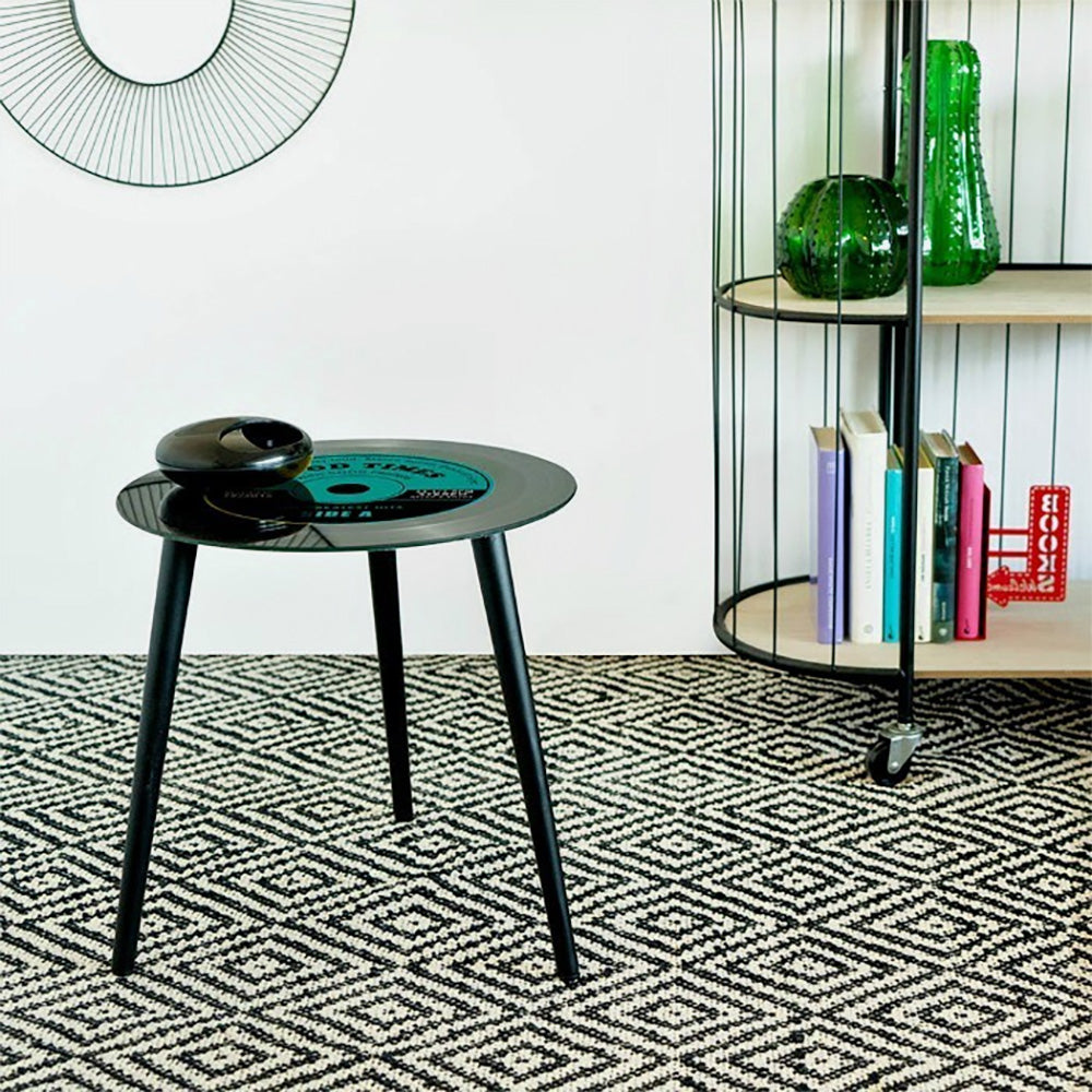 Retro-vinyl-record-side-table-1000.jpg