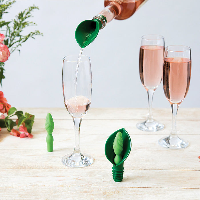 Leila - Wine Stopper & Pourer