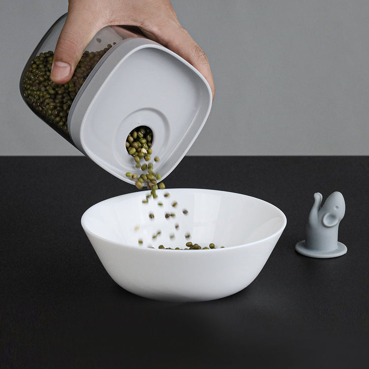 lucky-mouse-storage-jar4.jpg