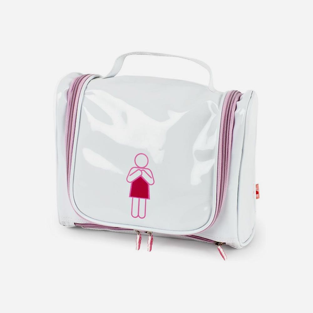 toiletry-bag-woman21.jpg