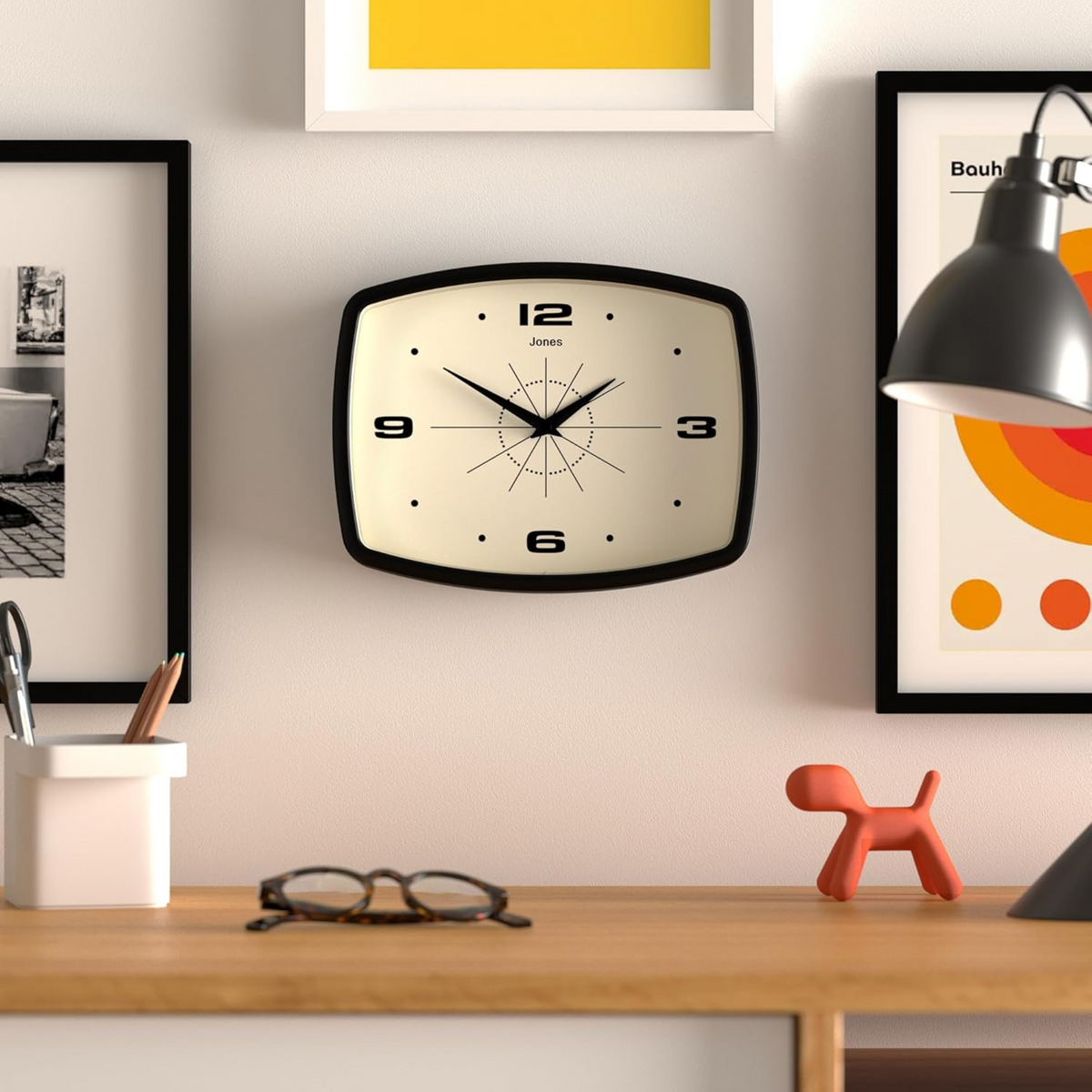 Classic Curve Wall Clock