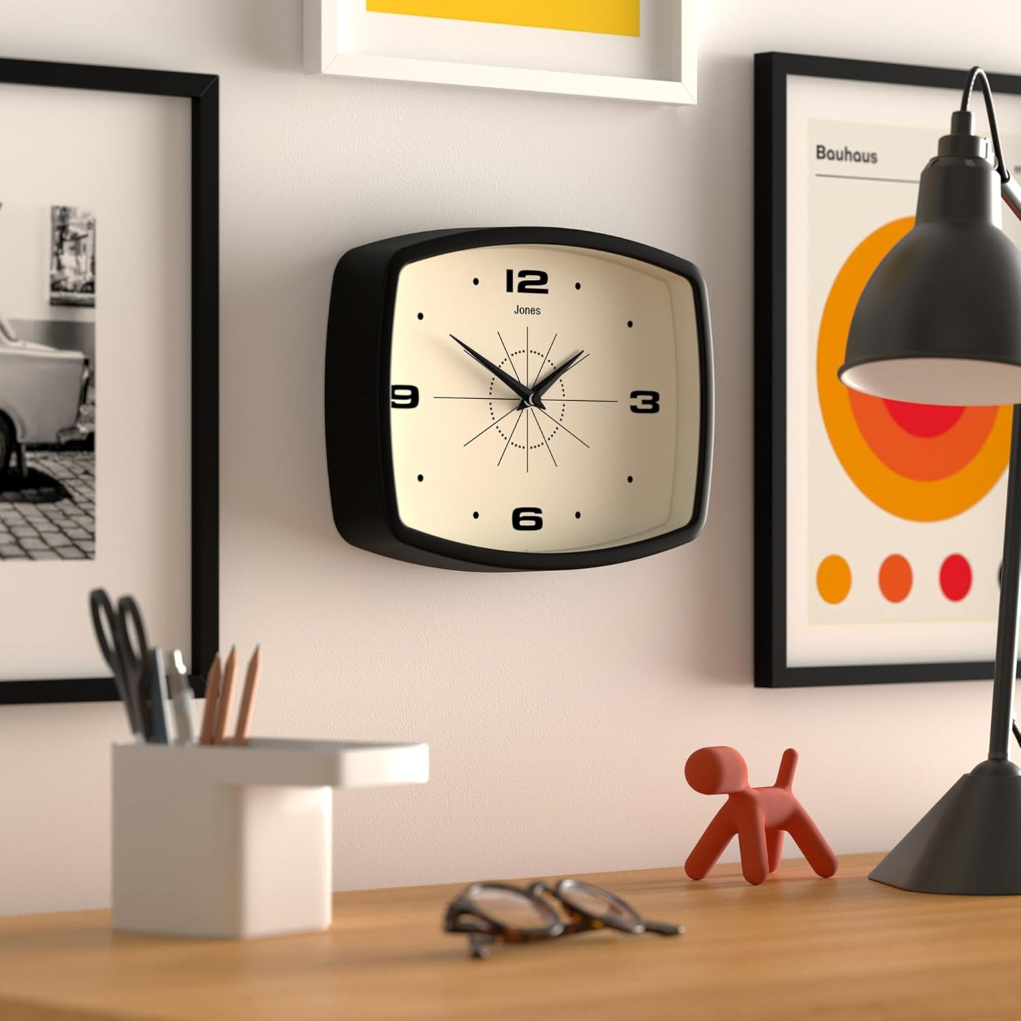 Classic Curve Wall Clock