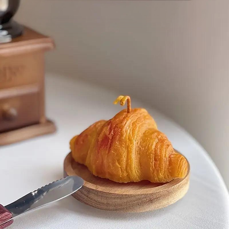 Croissant Candle