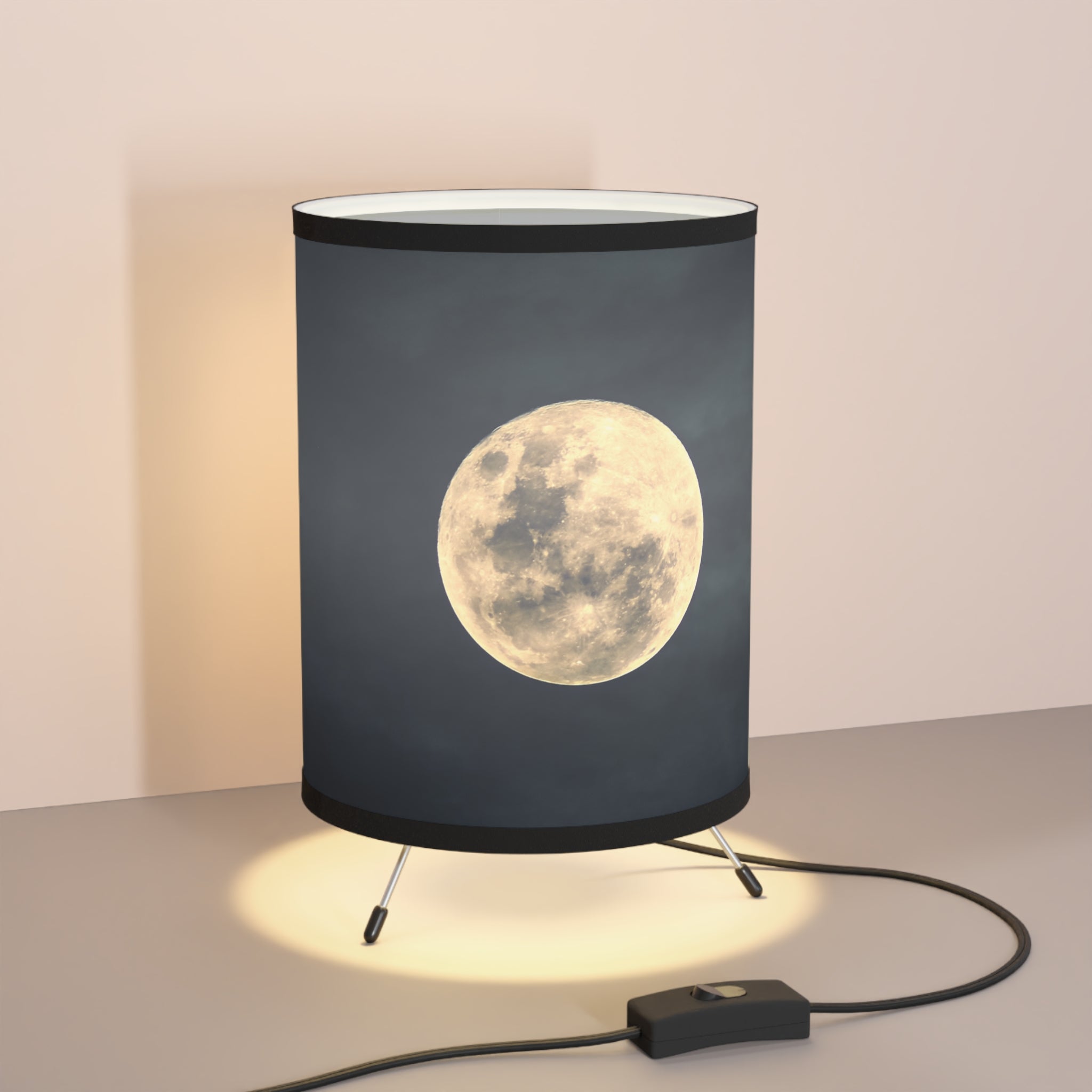 Moonlight Tripod Lamp