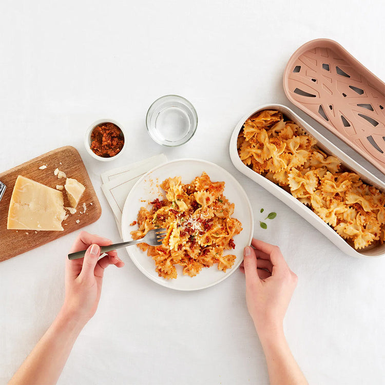 Quick Microwave Pasta Cooker