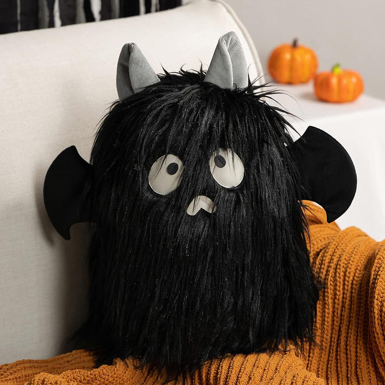  Halloween Ghost Throw Pillow