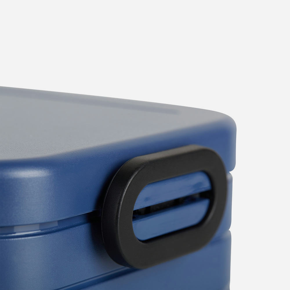 Lunchbox-Take-A-Break-Large-blue3-grey72.jpg