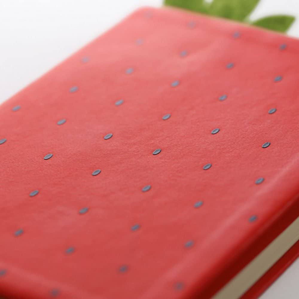 Strawberry-notebook6.jpg